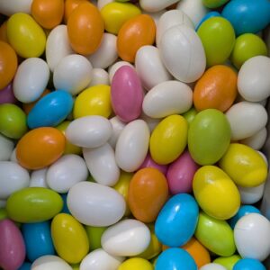 Migdale în ciocolată color 100 g