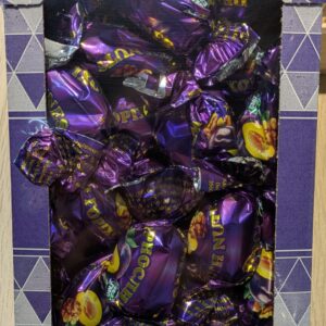 Ametist Prune cu nuci în ciocolată (500 g)